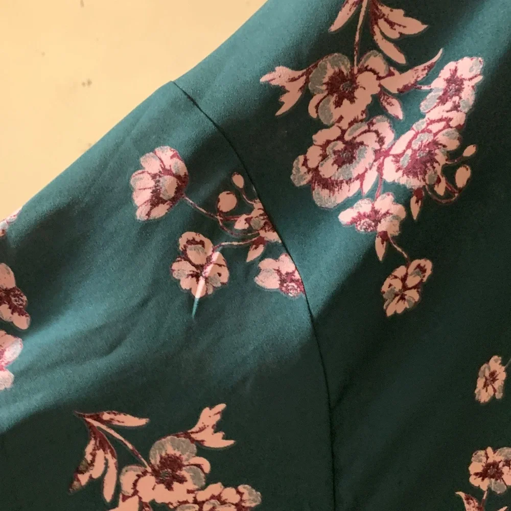 Leith Teal Floral Long-Sleeve Tunic with Pink Flowers. NWT. 3X - Picture 7 of 16